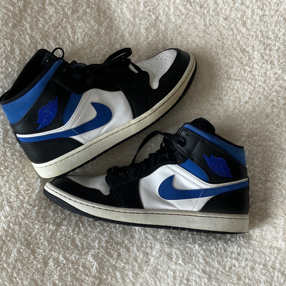 Nike Black and Blue Mid-Top Sneakers